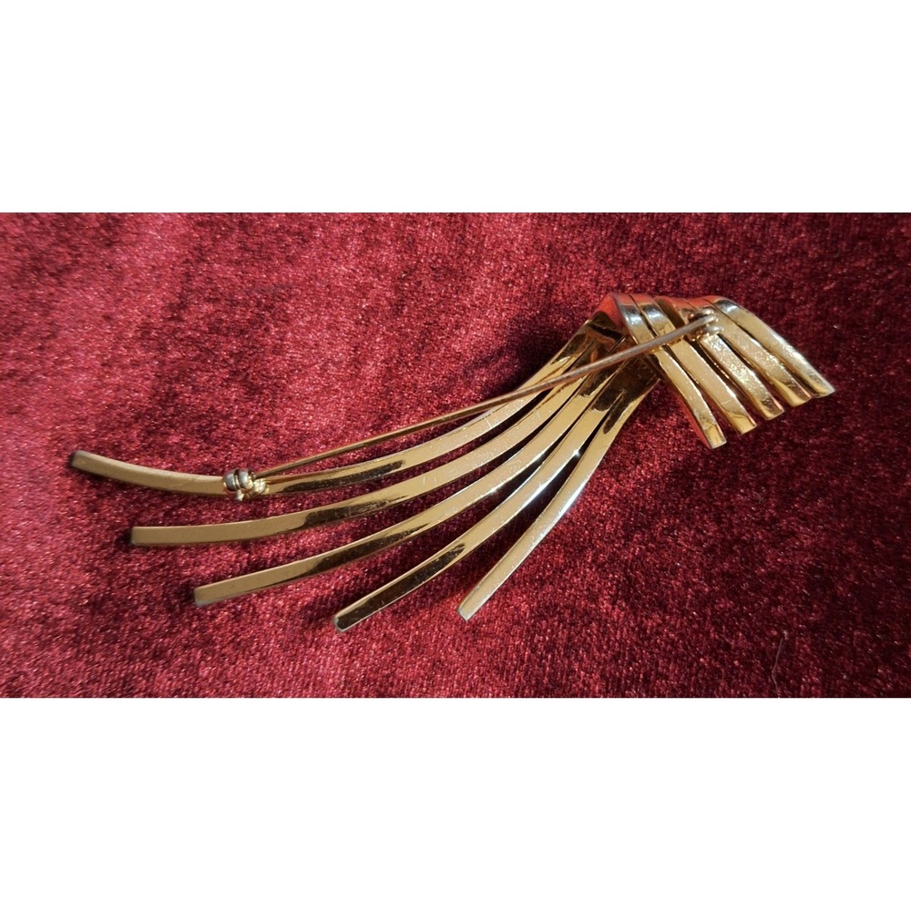 Vintage Large 3.75" Mid Century Modern Gold Toned Sweeping Winged show Brooch - Picture 8 of 11